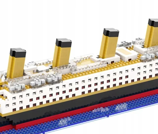 Titanikas DIKOM BLOCKS laivo modelis 1878 elementai 3D laivas TYTANIK MINI