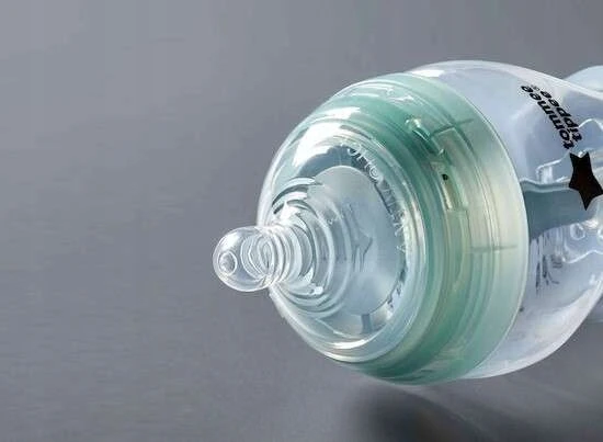 TOMMEE TIPPEE ANTICOLIKAS ANTICOLIKAS BUTELĖLIS VAIKAMS MAITINTI 0m+