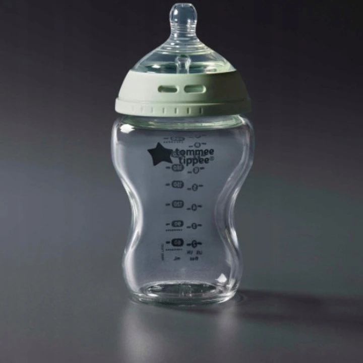 TOMMEE TIPPEE Natural Start stiklinis buteliukas, su sterilizavimo funkcija 250 ml, 0 mėn+, 42243891