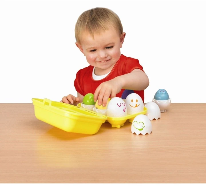 TOMY HAPPY EGGS KIAUŠINIAI SU GARSU rūšiuotojas mažyliams