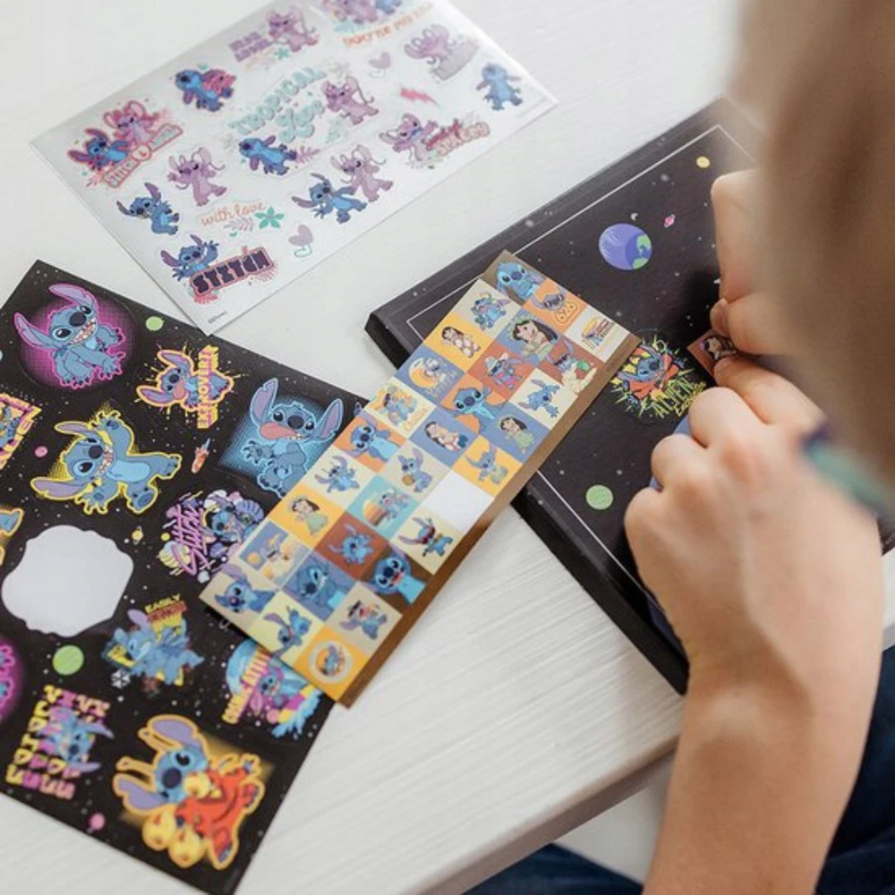 Totum kūrybinis rinkinys su Stitch lipdukais vaikams "pasidaryk pats"