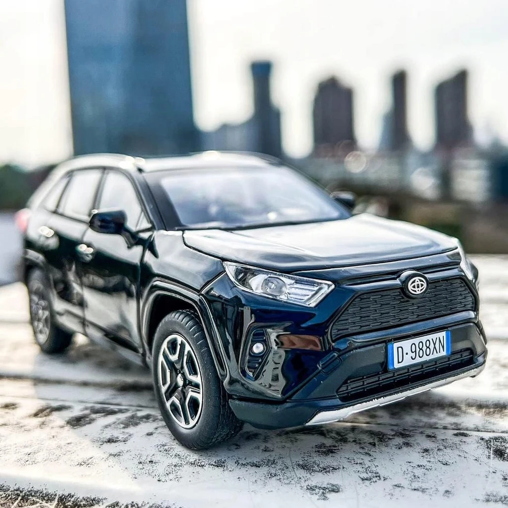 Toys METALINIS MODELIS TOYOTA RAV4 DRIVE LED GARSAS ATIDARYTAS DURYS AUTOMOBILIO GABUOTAS 1:32