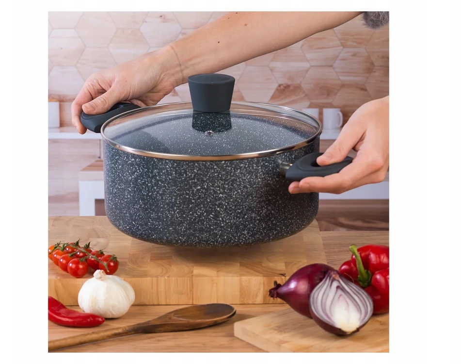 Tradicinis puodas SU DANČIU Russell Hobbs 4,5 l