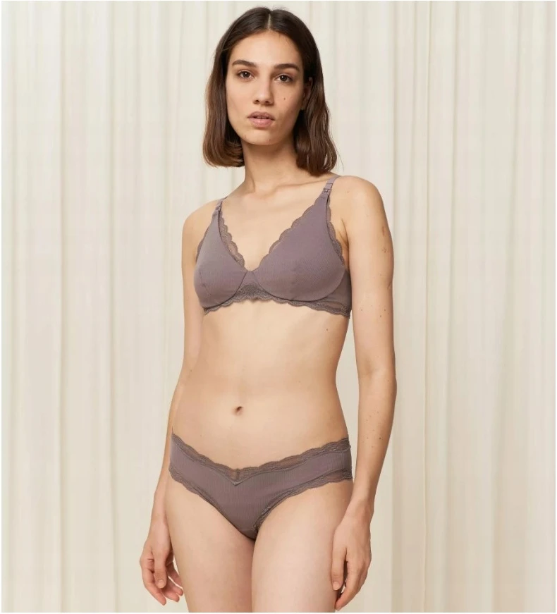 TRIUMPH NATURAL SPOTLIGHT MATERNITY minkštas maitinimui, pagamintas iš modalo 85B