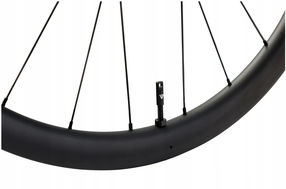 TUBELESS VINI TUBELESS VOŽTUVAS 60mm Juodas