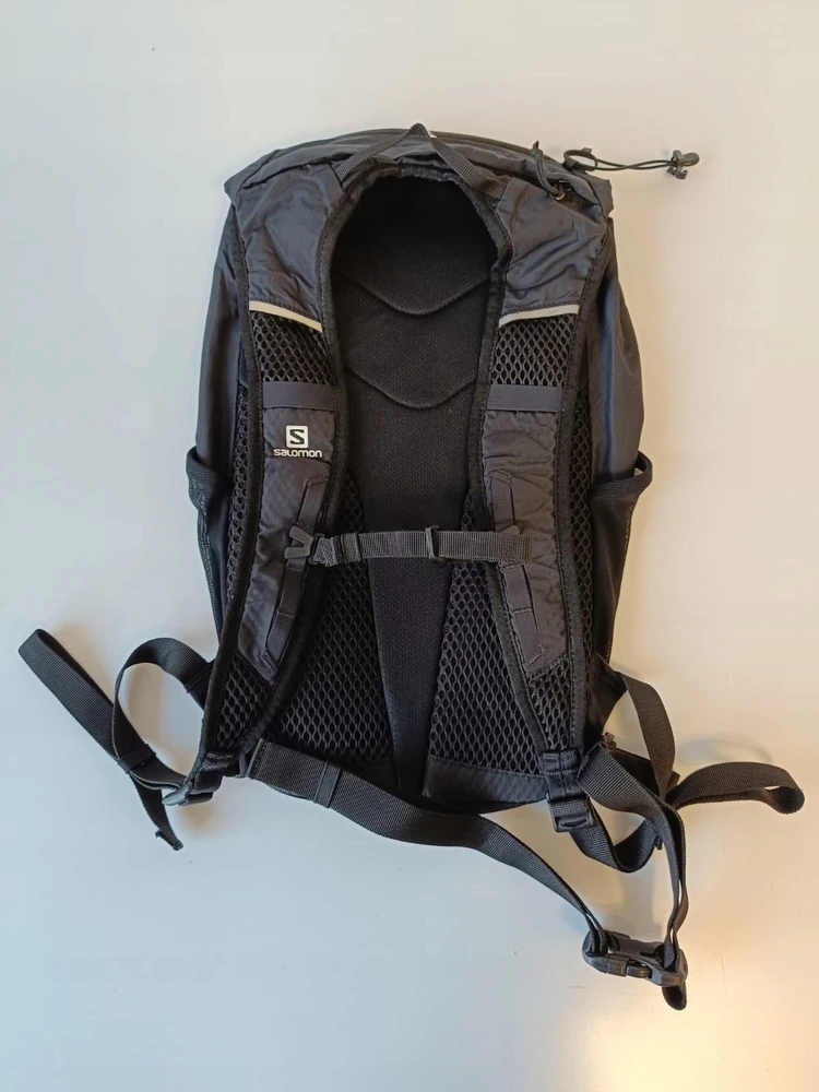 Turistinė kuprinė Salomon Trailblazer LC1048300, 10 L, juoda