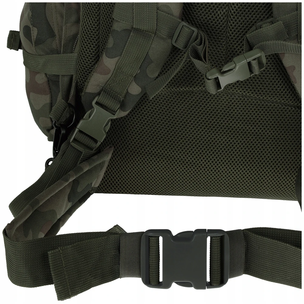Turistinis kuprinė Grizzly 65L, Texar, atspari vandeniui, atsegama nugarėlė su kilimėlio (karimatos) funkcija, su angomis vandens gėrimo sistemai (camelback), PL Camo / Wz.93 kamufliažas