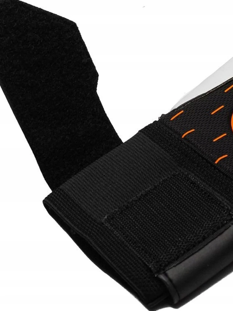 Uhlsport Speed Contact Starter Soft futbolo vartininko pirštinės - Juodos - Suaugusiems - Kvėpuojančios