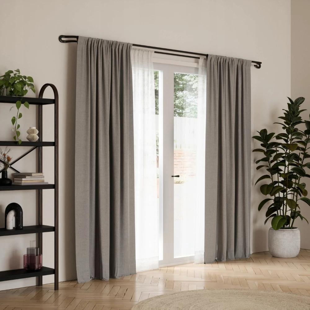 UMBRA užuolaidų strypas MIDNIGHT 107 - 305 cm matinis / juodas