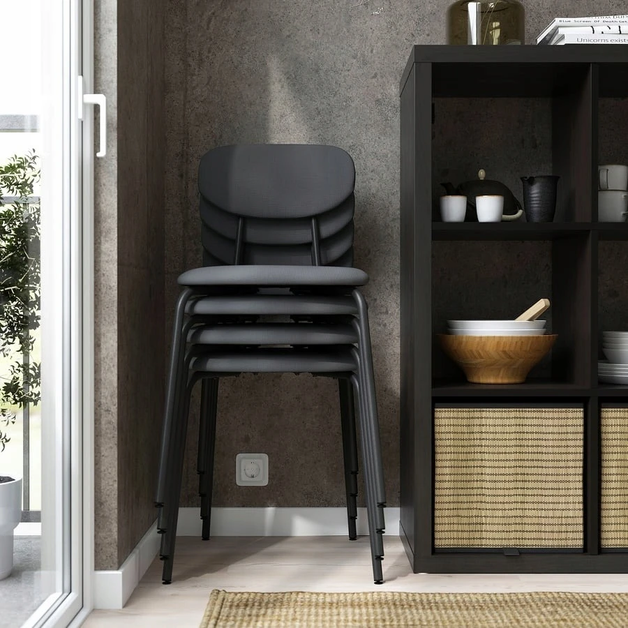 UNIVERSALI VIRTUVĖS KĖDĖ SU MINKŠTA SĖDYNE, JUODOS IKEA SANDSBERG