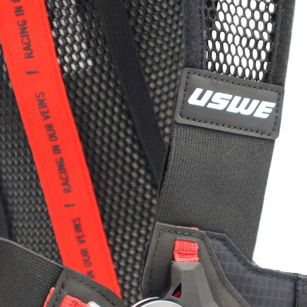 USWE Outlander Pro 2L Hidrosomas - Juodas