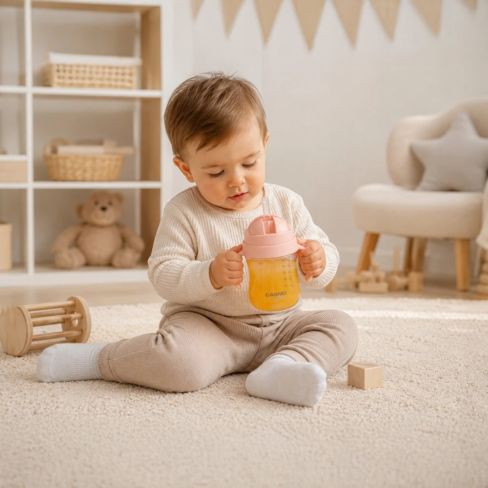 Vaikiškas buteliukas mokantis gerti, neišsiliejantis buteliukas su šiaudeliu Casno 240 ml 6m+