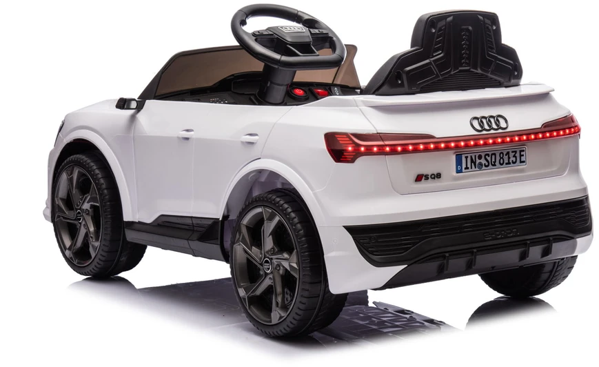 Vaikiškas elektromobilis HATIS "Audi SQ8"