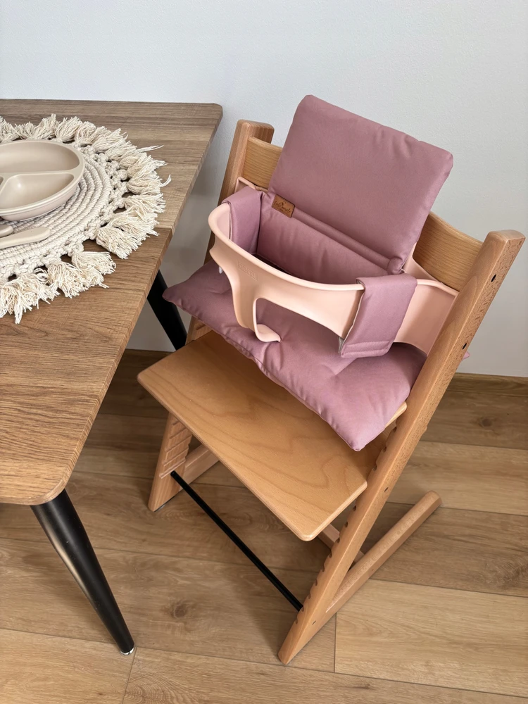 Vandeniui atsparios pagalvėlės Stokke Tripp Trapp 2in1, purvinos rožinės spalvos