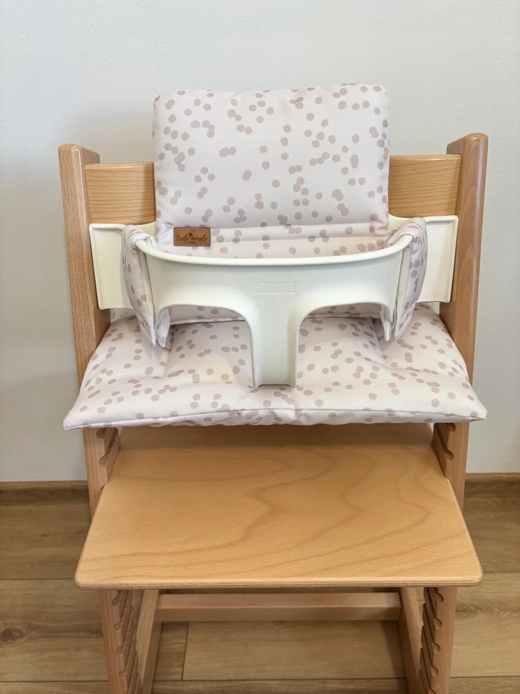 Vandeniui atsparios pagalvėlės Stokke Tripp Trapp 2in1 dėmės šviesiai smėlio spalvos