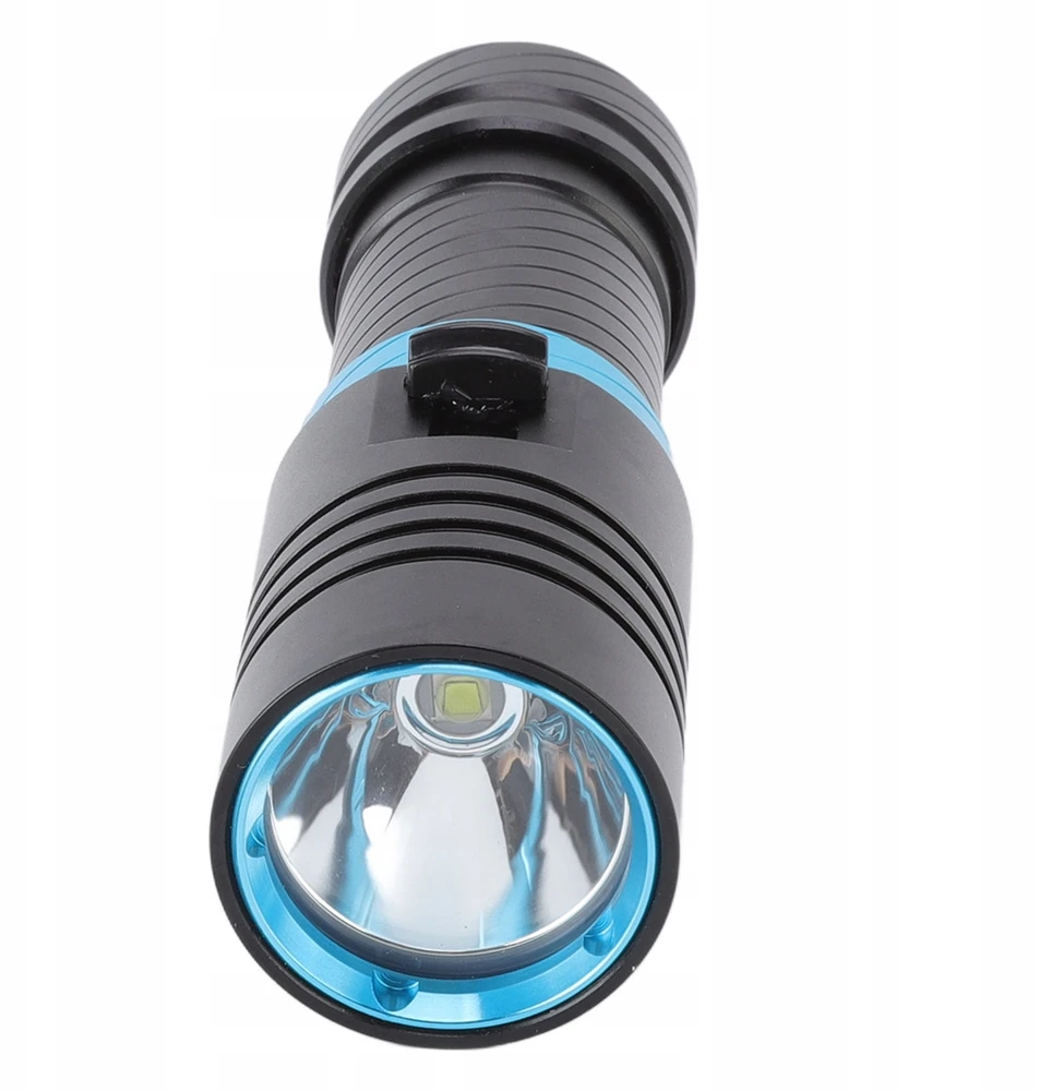 Vandeniui atsparus LED žibintuvėlis, skirtas nardyti galingiems nardytojams IPX8 5000LM