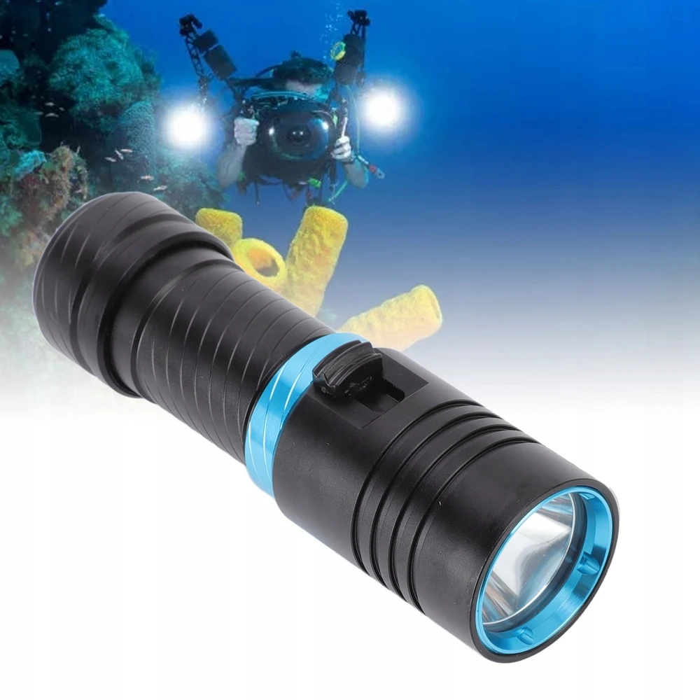 Vandeniui atsparus LED žibintuvėlis, skirtas nardyti galingiems nardytojams IPX8 5000LM