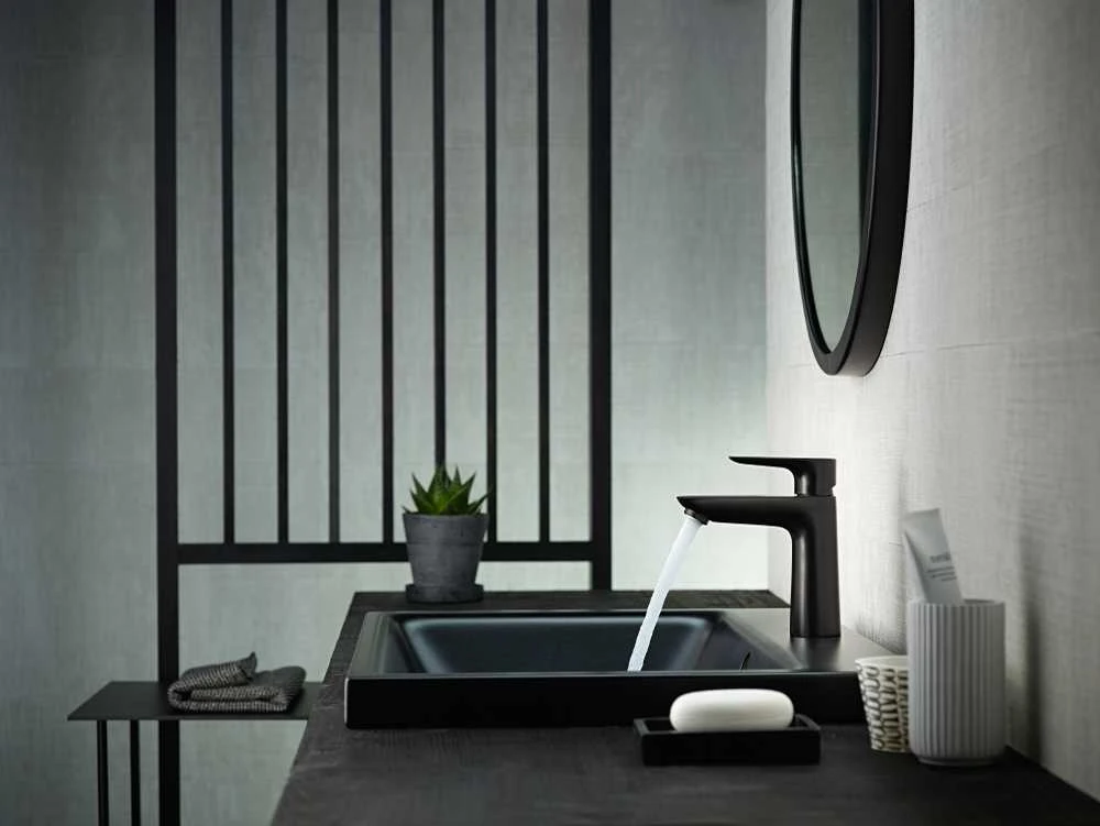 Juodas praustuvo maišytuvas Hansgrohe TALIS E 110 71710670