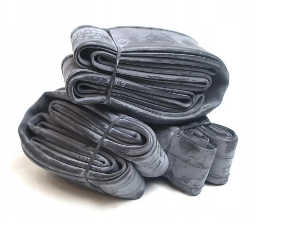 Vee Rubber STRONG Vee Guminė dviračio kamera 28/700x38-42C AV48 mm automobiliams