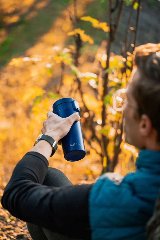 Vialli Design termo puodelis Fuori, 400 ml, tamsiai mėlynas
