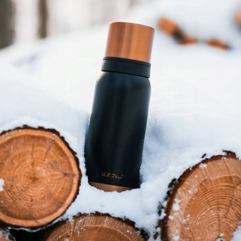 Vialli Design termosas Fuori, 1 l, juoda/auksinė