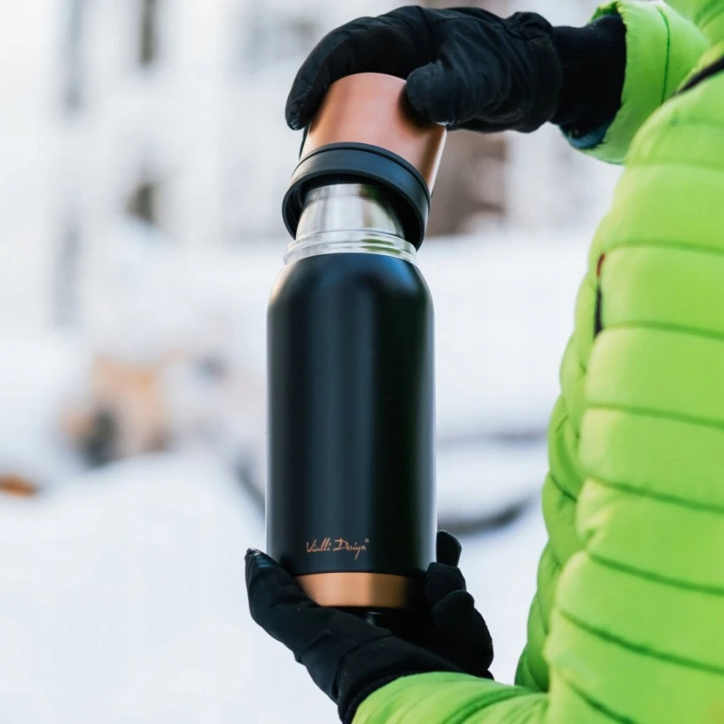 Vialli Design termosas Fuori, 1 l, juoda/auksinė