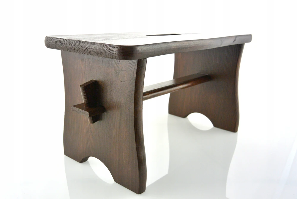 VIDUTINĖS RUDOS taburetės RYCZKA WOODEN STOOL virtuvės taburetė su platforma FSC