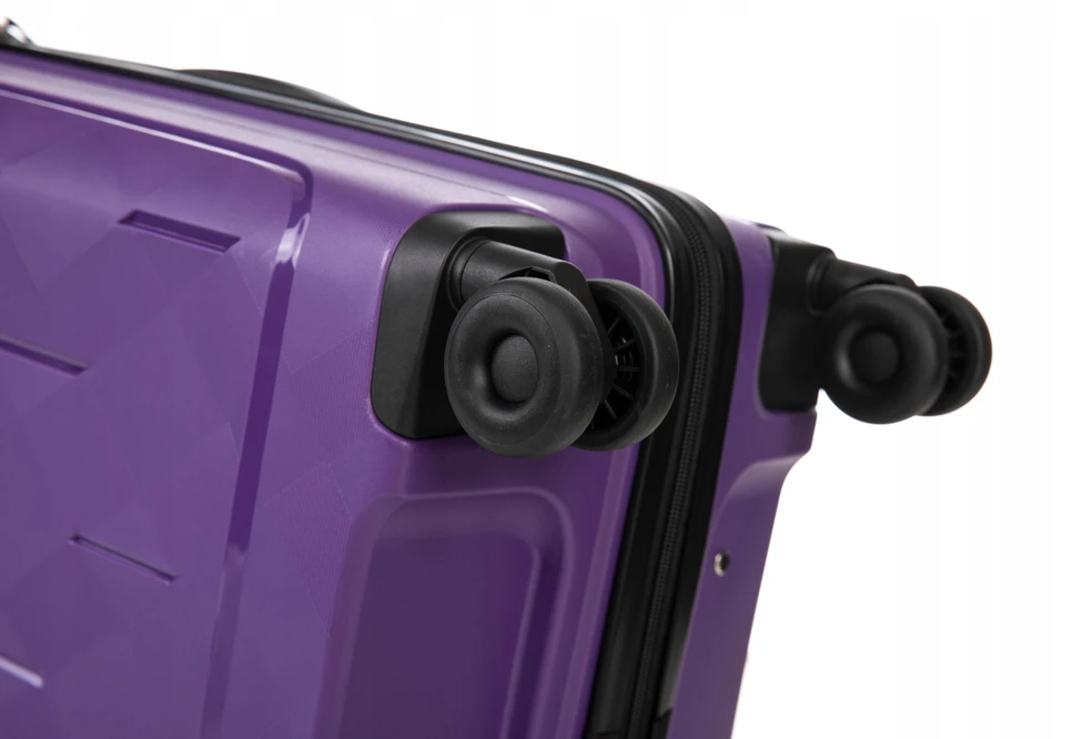Vip Collection WALIZKA ŚREDNIA PODRÓŻNA NA KÓŁKACH TWARDA 24" POLIPROPYLEN CAPRI VIOLET