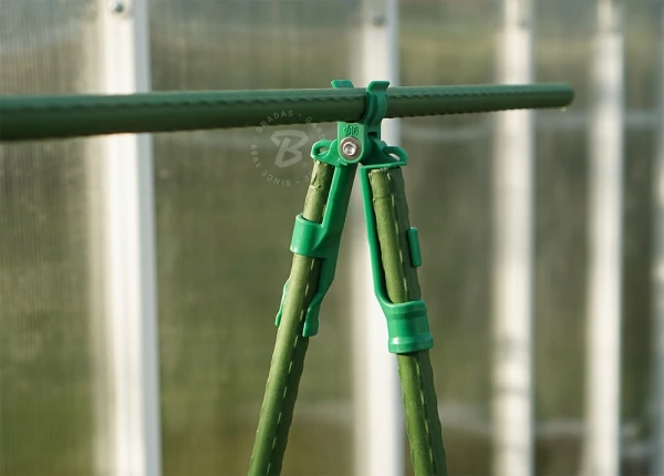 Viršutinė jungtis 16 mm poliams, 3 vnt. TYLS16