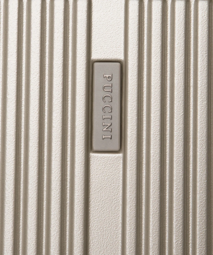 Kelioninis Walizka Średnia Podróżna Na Kółkach Twarda PUCCINI Szampańska PC033B-6C