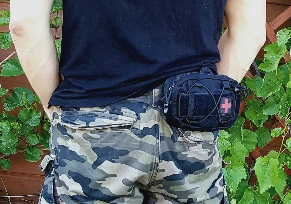 White Eagle KARINIS ŠLAUNŲ KREPŠIS + DIRŽAS, Juodas