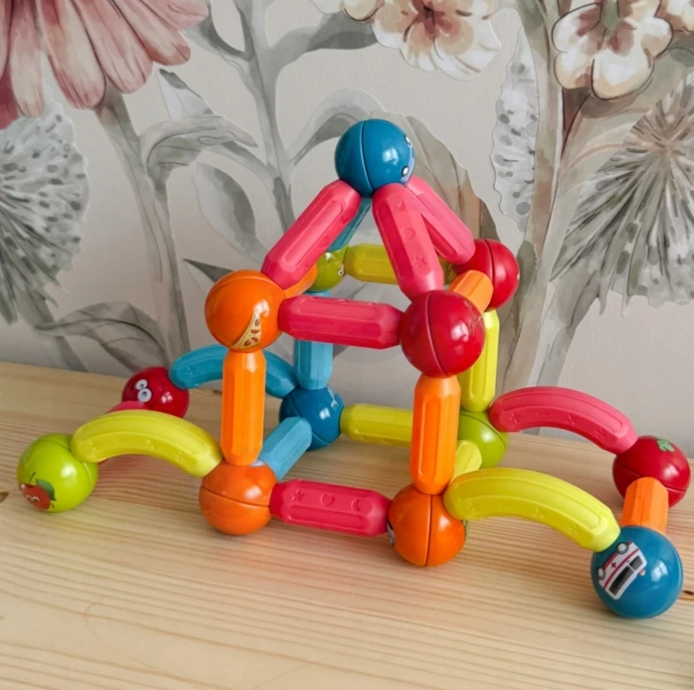 WOOPIE Edukaciniai Magnetiniai Konstruktoriai 76 el.