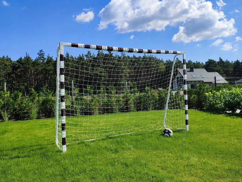Xboost Bipohome Futbolo vartai "Pro" 300 x 200 cm baltos ir juodos spalvų