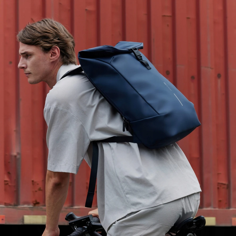 XD DESIGN BACKPACK URBAN FLAP-TOP NAVY P/N: P706.2625