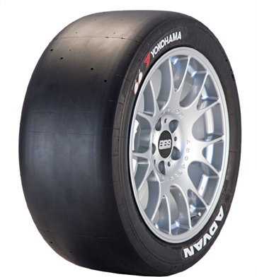 Grandstream „Yokohama“ 210/610R17 ADVAN A005 – vidutinės