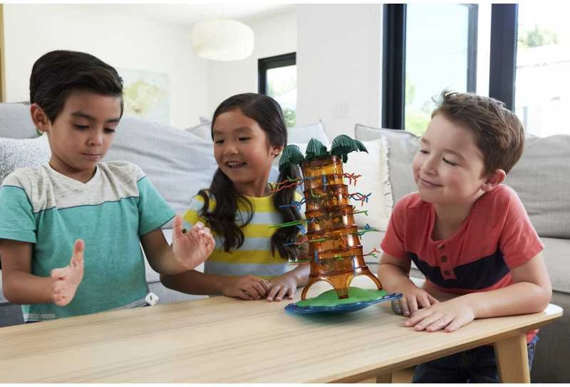 Mattel stalo žaidimas „Beždžionėlės akrobatės“ nauja versija