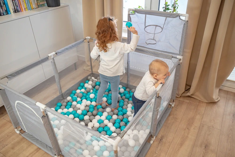 Žaidimų aikštelė Selonis, 400 kamuoliukų, pilka