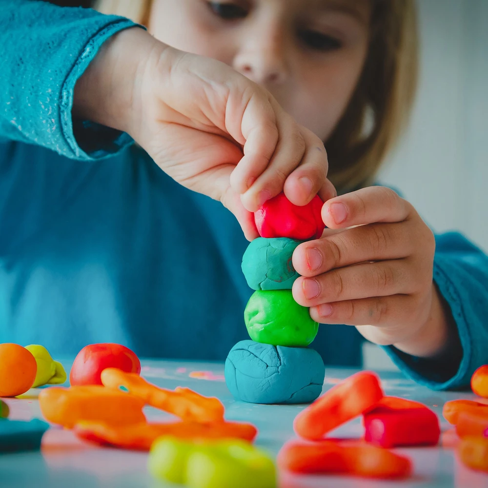 Žaidimų tešla Dovanų vaikams plastikinė masė Frutolina ASTRAFUN 6×100g