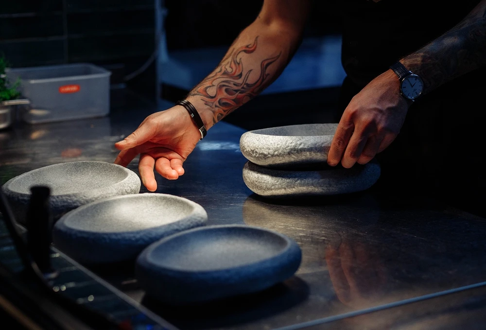 Žemas nerūdijančio plieno puodas 28 cm - CATERWARE