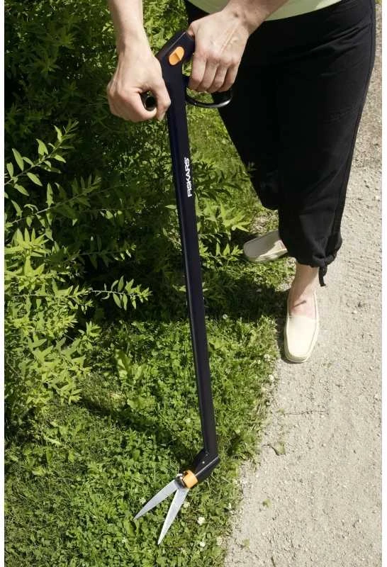 Fiskars ypač lengvos žolės žirklės su specialia pavara, ilgos GS46