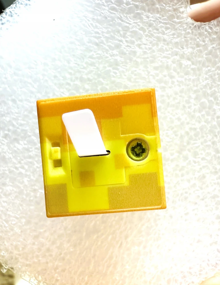 Zurysyr MAGNETINIAI KLUOKLIAI VAIKŲ ŽAISLŲ RINKINYS 180 VNT + 8 LED ŠVIESOS BLOKELIAI
