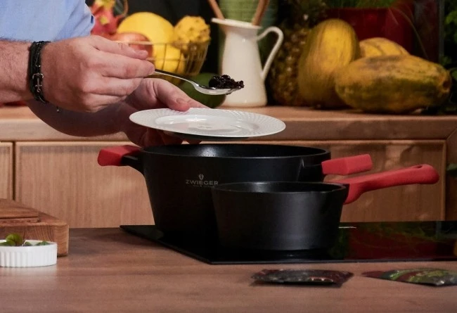 ZWIEGER SAUGUS PUODAS SU DANČIU ALUMINIUMINIS NELIPAUS INDUKCINIS OBSIDIANAS 16cm 1,1 L