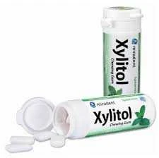 MIRADENT XYLITOL becukrė kramtomoji guma su ksilitoliu mėtų skonio, 30 vnt.