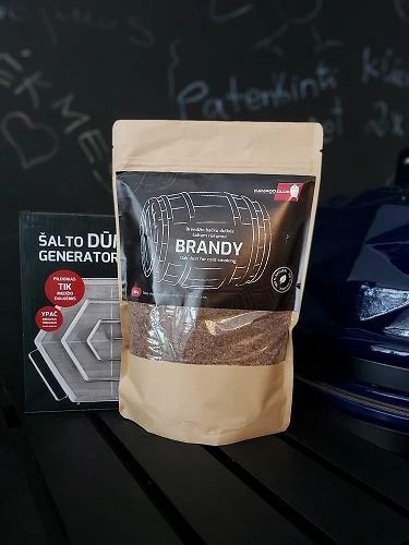 Kamado Club Brendžio statinių dulkės šaltam rūkymui, 450 g aprašymas - Prekės nuotrauka