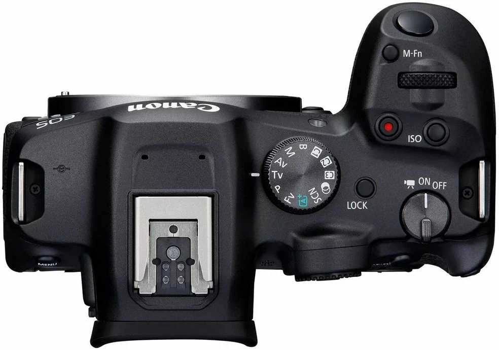 Canon EOS R7 fotoaparatas su RF-S 18–150 mm F3.5–6.3 IS STM objektyvu