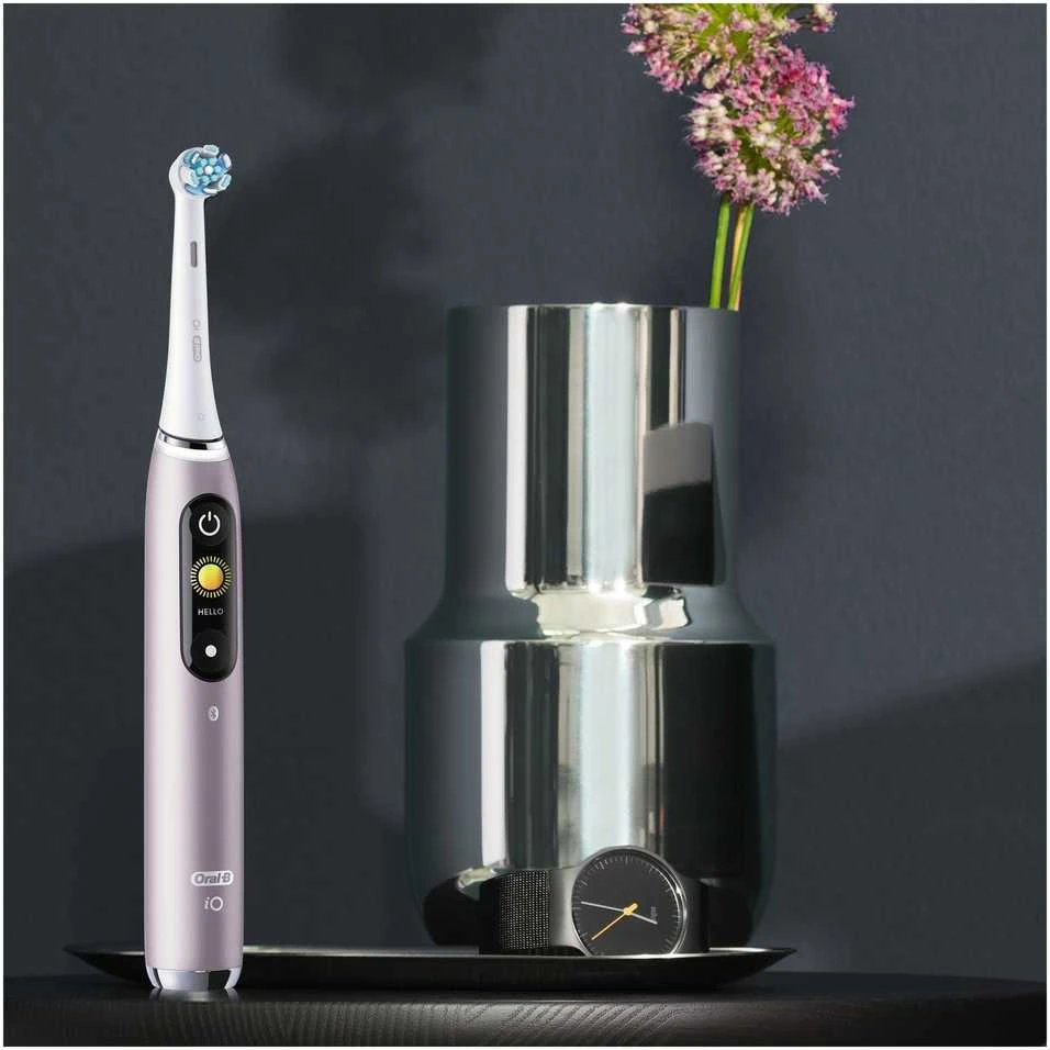 Oral-B iO Series 9N rusvas šepetėlis su ekranu