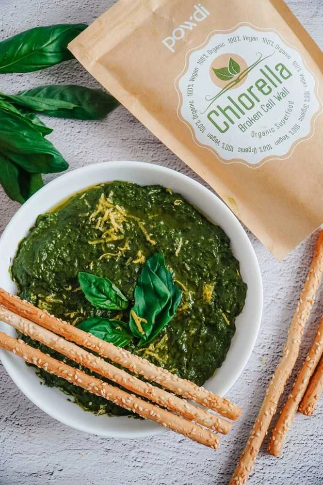 Powdi Ekologiška Chlorella milteliai, 200 g – supermaistas detoksikacijai ir geresniam virškinimui, geležies ir B12 šaltinis