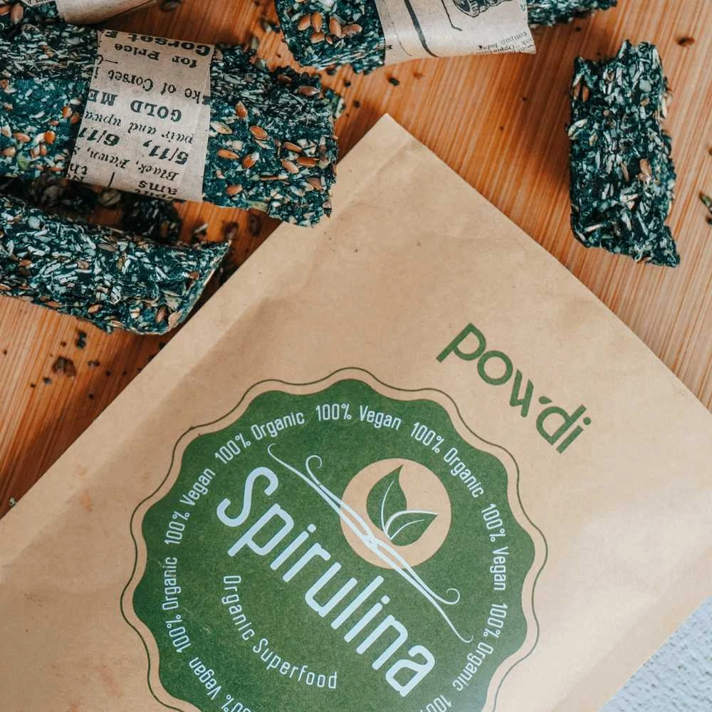 Powdi Ekologiška Spirulina milteliai, 600 g – didelė pakuotė, melsvadumblis maisto papildas be jokių priedų – baltymams, imunitetui, energijai ir žarnynui