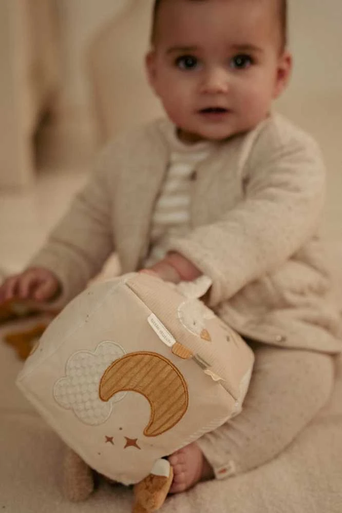 Little Dutch Minkštas lavinamasis kubas ‘Newborn Naturals’