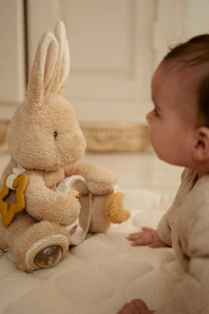 Little Dutch Lavinantis žaislinis triušis 'Baby Bunny'